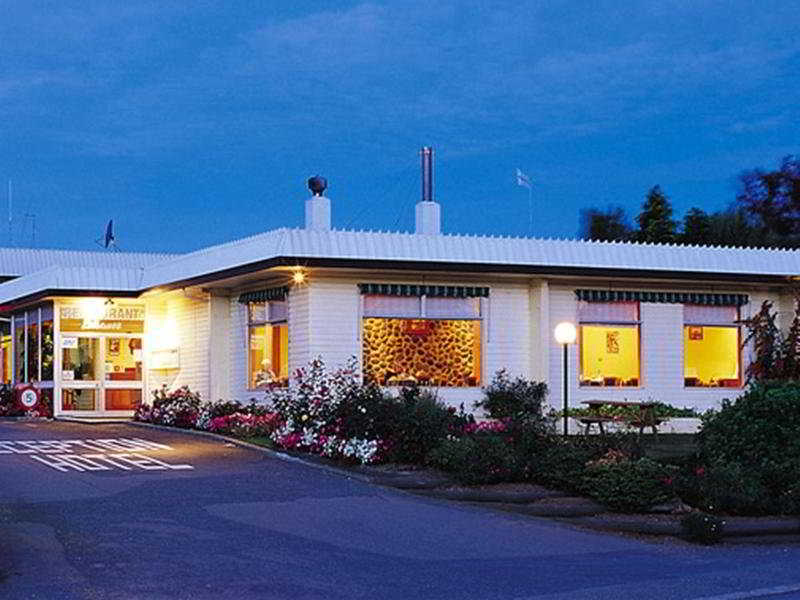 Kingsgate Hotel Te Anau Exterior foto